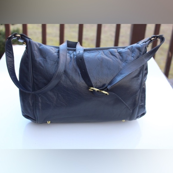 Vintage Etienne Aigner cross body bag - Picture 3 of 14